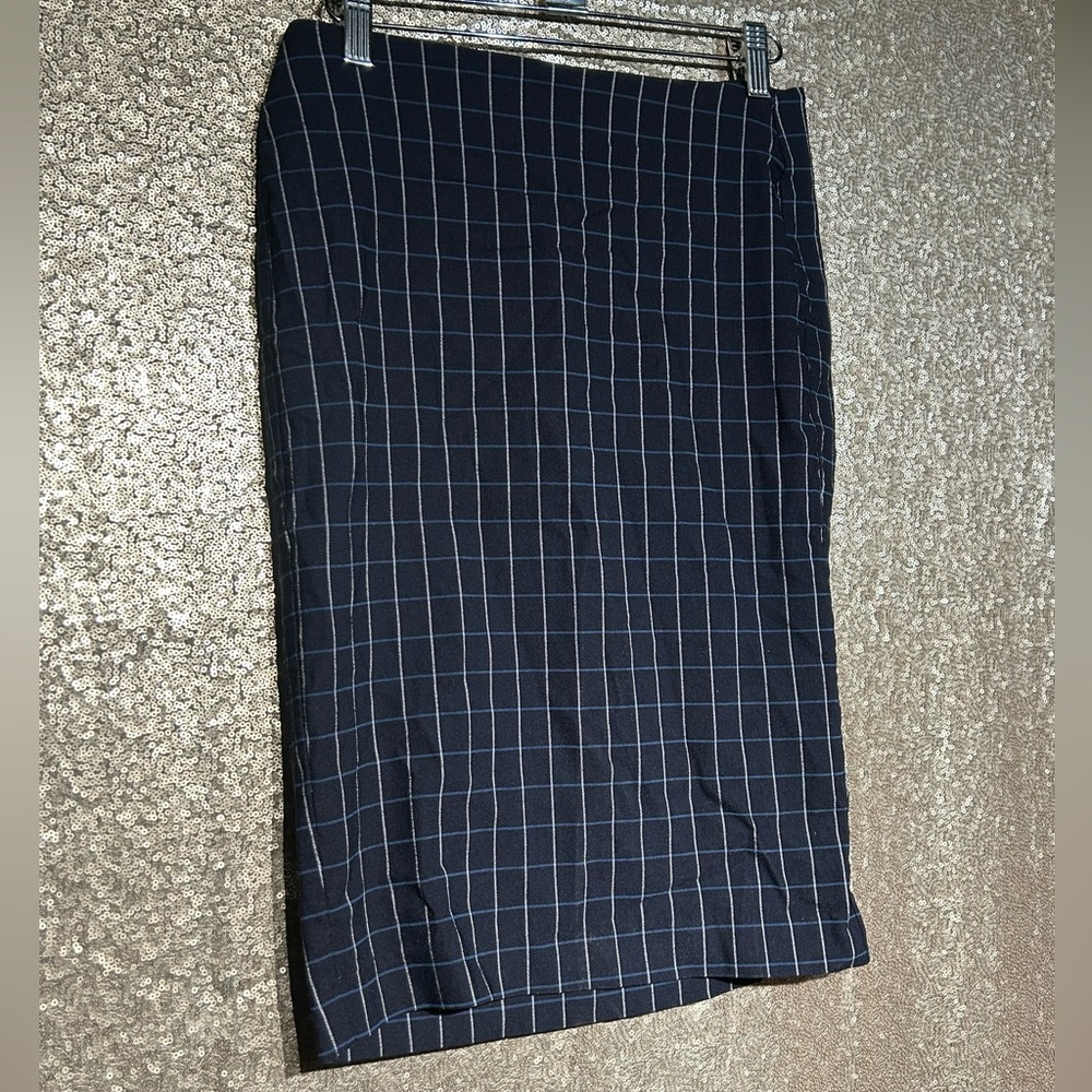 ELLE Navy Grid Pencil Skirt - XS - Classic Fit, 21” Length